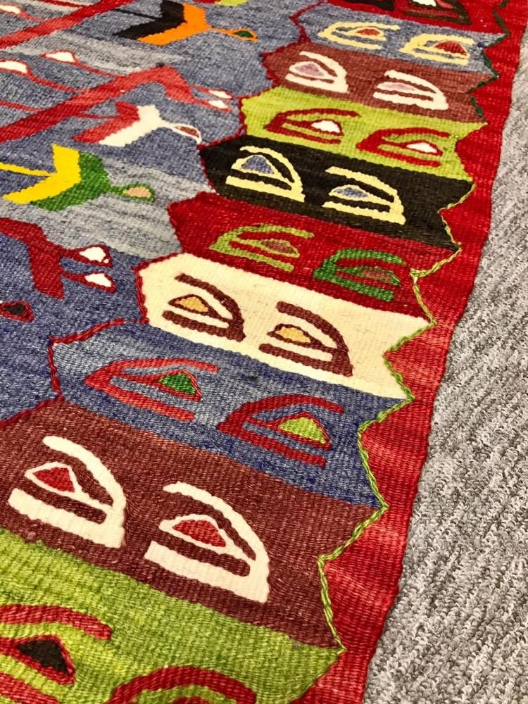 オールドキリム/トルコ・ウシャク・エシュメ約136×102cm