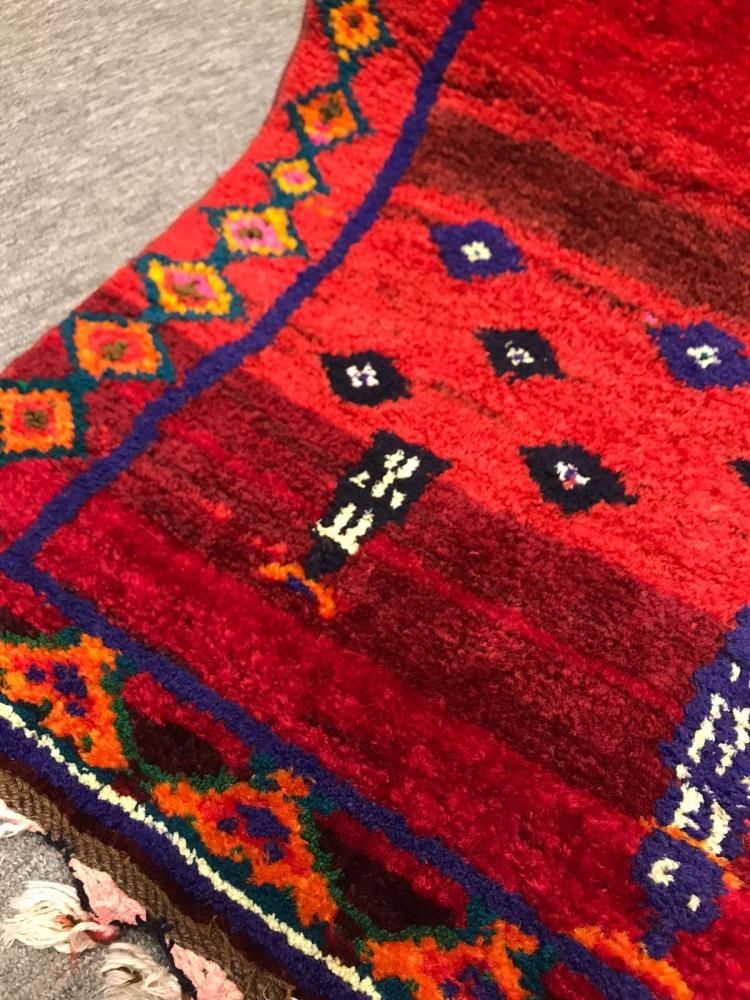 専用✳︎ギュネイラグ64×138渋めオレンジレッド　カーキ　トルコヴィンテージラグ 専用✳︎ギュネイラグ64×138渋めオレンジレッド カーキ トルコ