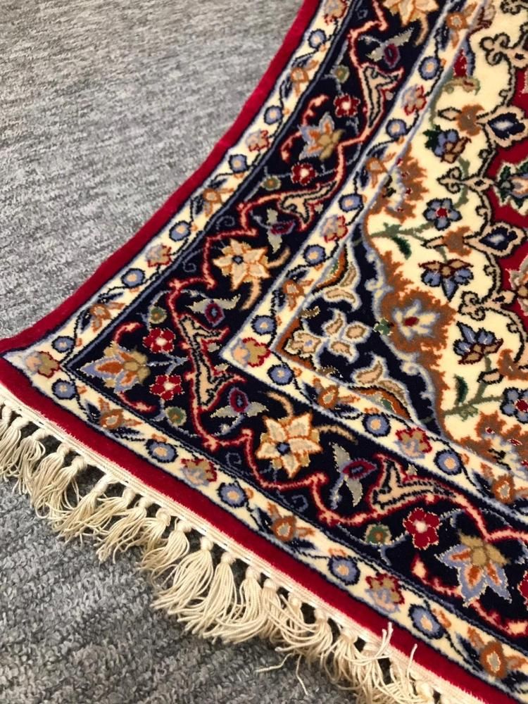 イラン製 ペルシャ絨毯 ／イスファハーン ガシャーンデザイン イラン製 ペルシャ絨毯 ／イスファハーン ガシャーンデザイン