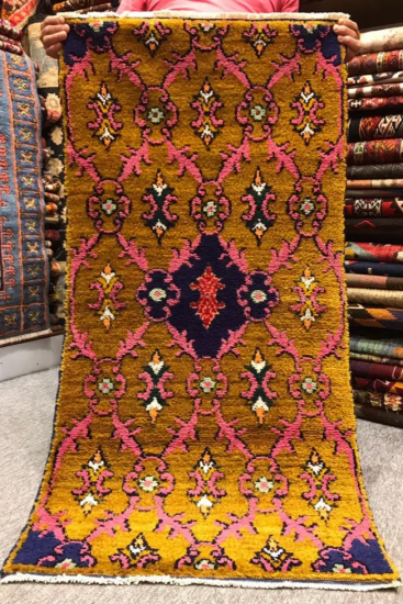 オールド絨毯/アゼルバイジャン/約191×89cm - 手織り絨毯＆キリム☆Heaven's Door
