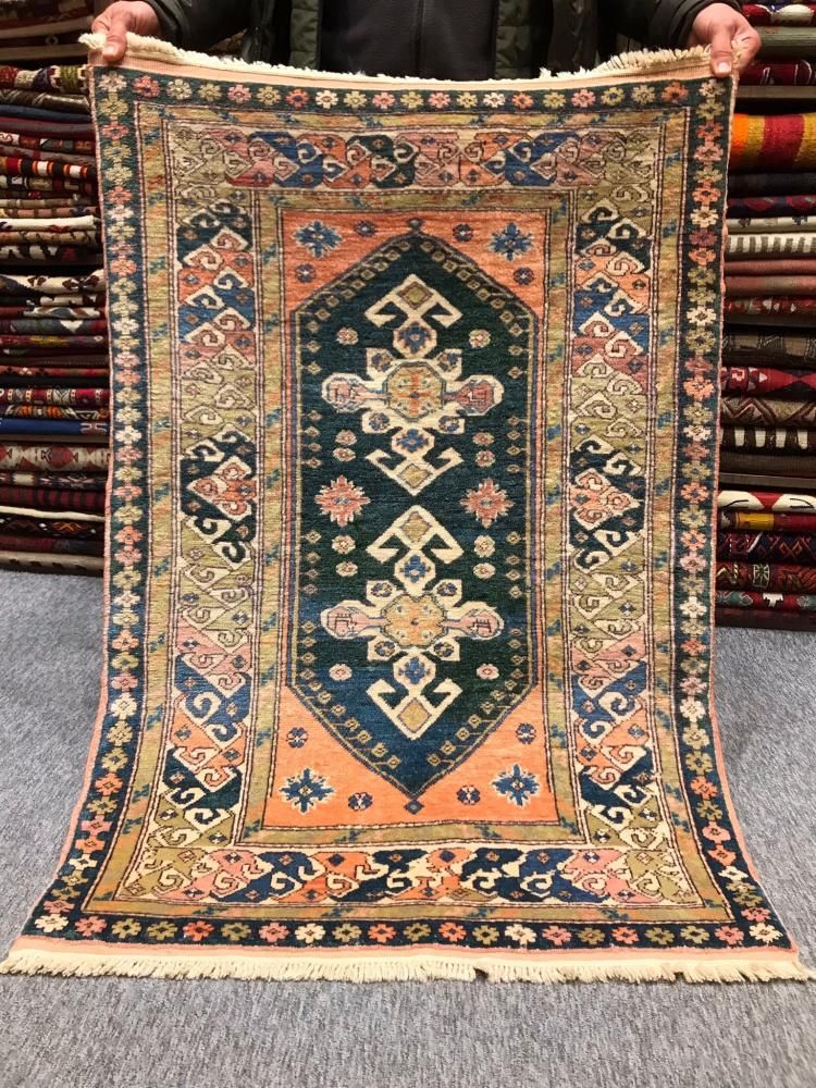 【廃盤希少 新品】キム・カシュカシャン『ヒンデミット/ブリテン『ラクリメ』/…』 2025,9/14新着WILD 世界最高峰!!インド便 クルビデンス原名亜種
