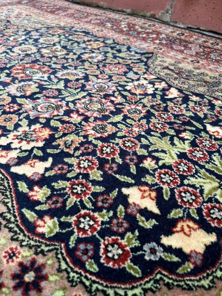 新しい絨毯/トルコ・トカット/ヘレケ絨毯/チェシュミブルブル柄約191