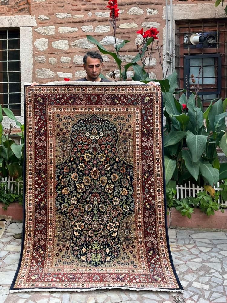 新しい絨毯/トルコ・トカット/ヘレケ絨毯/チェシュミブルブル柄約191