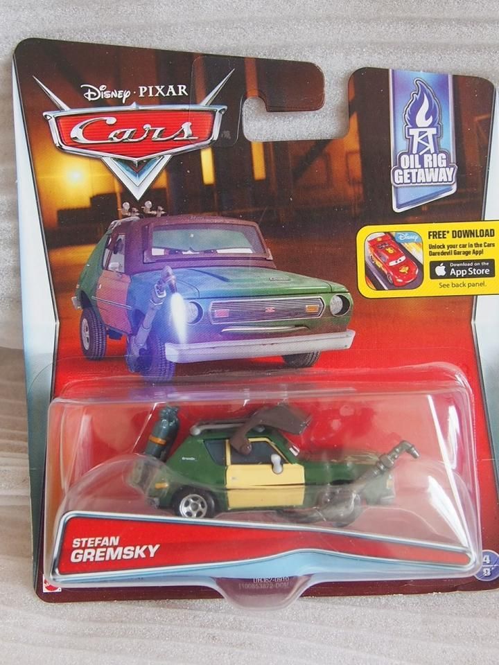 カーズ2の序盤。逃げ回るフィンを追いかけていたガストーチを搭載した