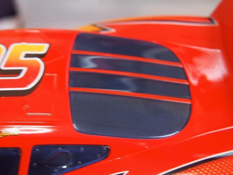 [matty collector.com】マックィーン　ダイキャストカー