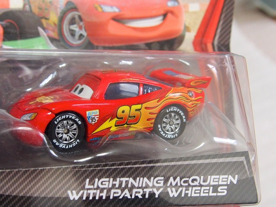 FRANCESCO BERNOULLI AND LIGHTNING MCQUEEN WITH PARTY WHEELS