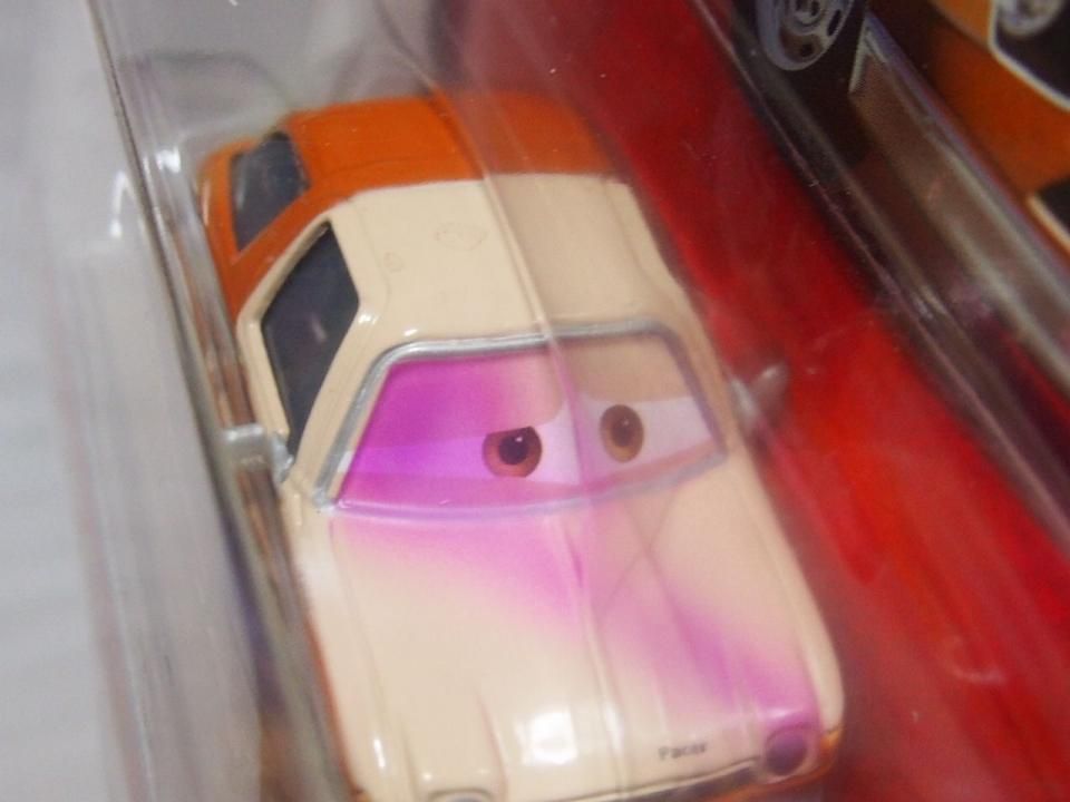 カーズマテル、ミニカーダブスペーサー TUBBS PACER WITH PAINT SPRAY 2017