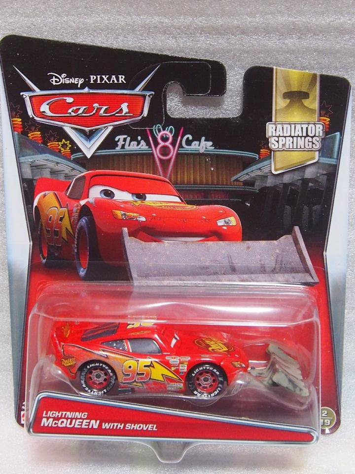 LIGHTNING McQUEEN WITH SHOVEL 2017