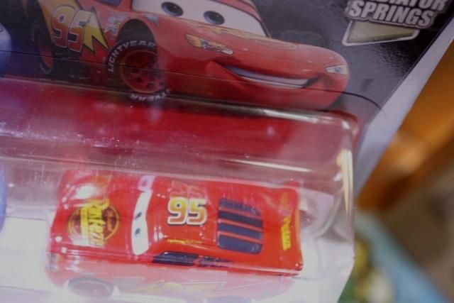 SALLY WITH CONE AND LIGHTNING MCQUEEN 2PACK 2017