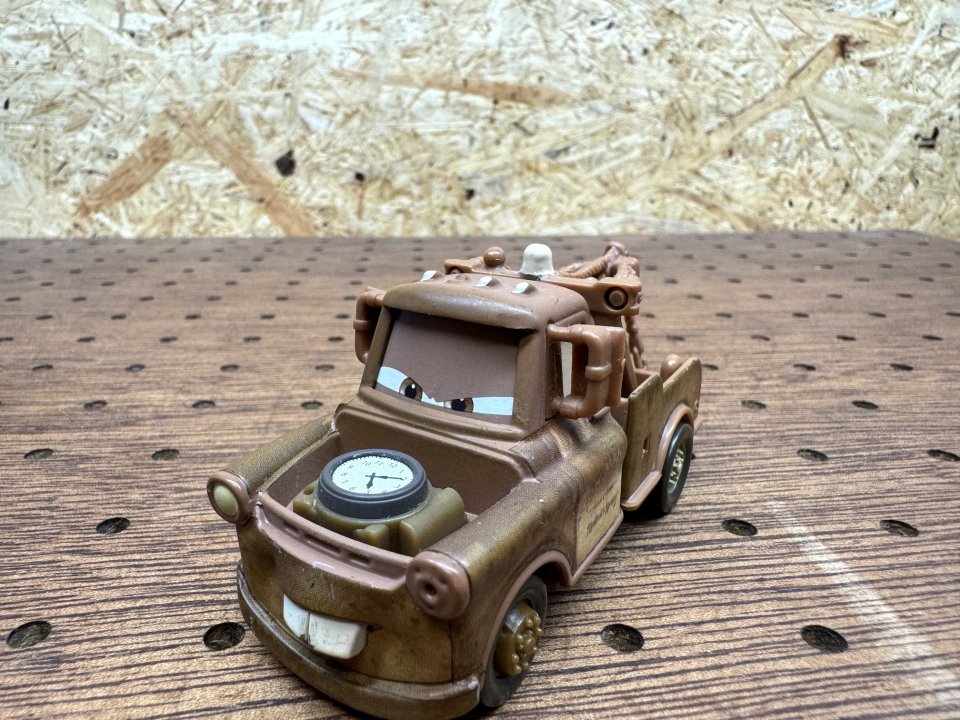 TIME TRAVEL MATER RADIATOR SPRINGS BEGINNINGS GIFT PACK 2013 