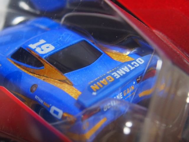 DANIEL SWERVEZ NO.19 OCTANE GAIN CARS3版