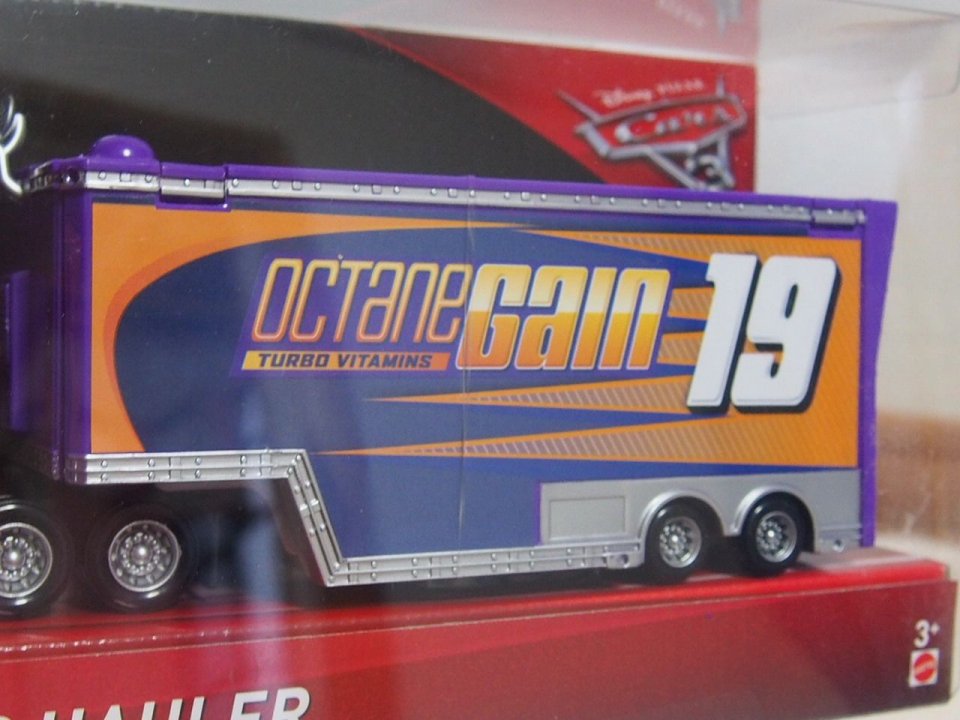 BOBBY SWIFT'S NO.19 (OCTANE GAIN)HAULER CARS3