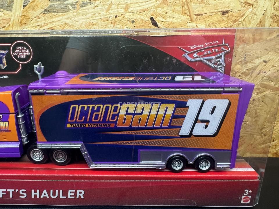 BOBBY SWIFT'S NO.19 (OCTANE GAIN)HAULER CARS3