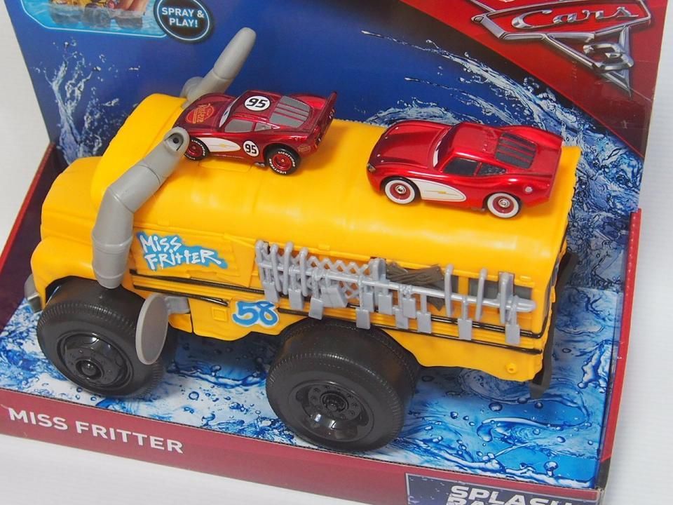 CARS3 SPLASH RACERS MISS FRITTER 全長約25センチ CARS3 SPLASH RACERS MISS FRITTER 全長約25センチ