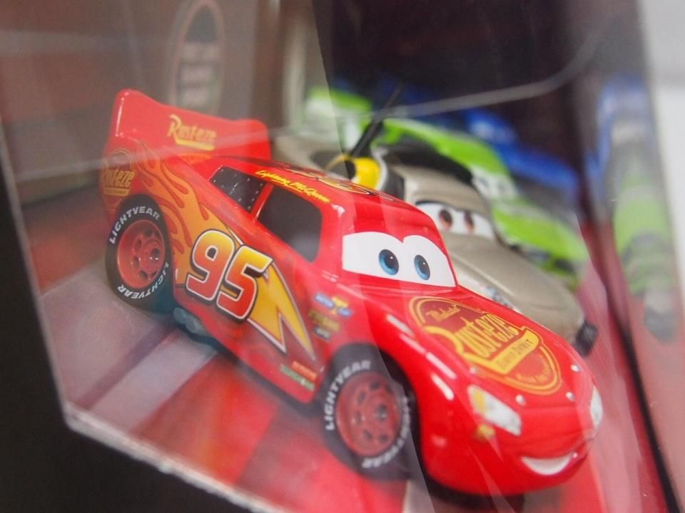 MATEL CARS3 ピストンカップ 5パック ミニカーセット クリスマス Amazon.co.jp: カーズ3 / クロスロード マテル 1:55 ダイ