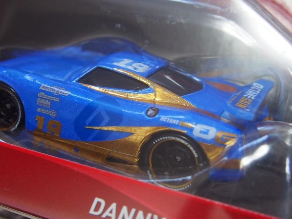 JACKSON STORM AND DANNY SWERVEZ 2pack版 CARS3