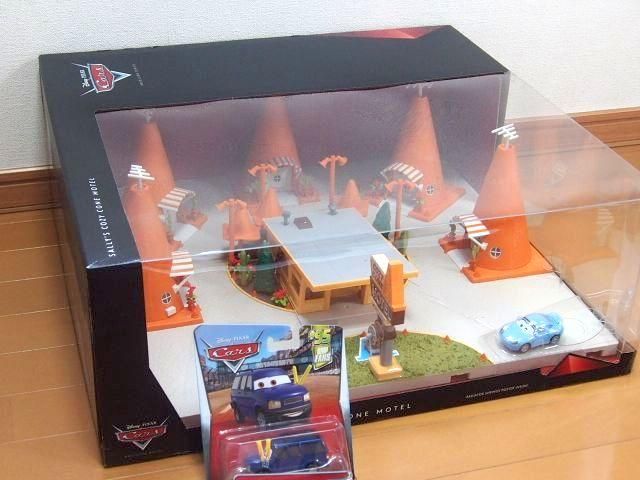 PRECISION SERIES COZY CONE MOTEL PLAYSET