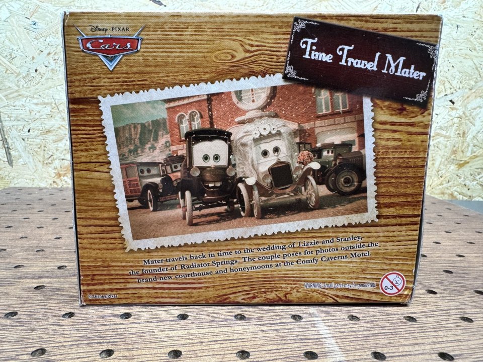 TIME TRAVEL MATER WEDDING DAY LIZZIE AND STANLEY GIFT PACK 2013 カーズランド1周年限定品