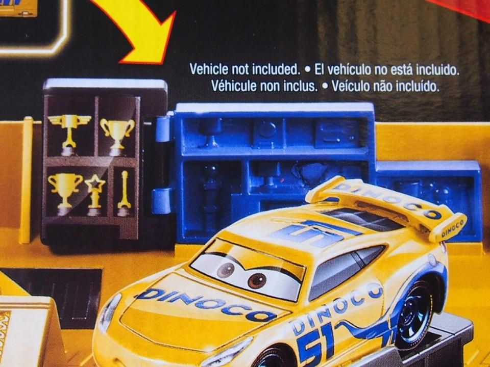 CRUZ RAMIREZ'S TRANFORMING HAULER PLAY SET