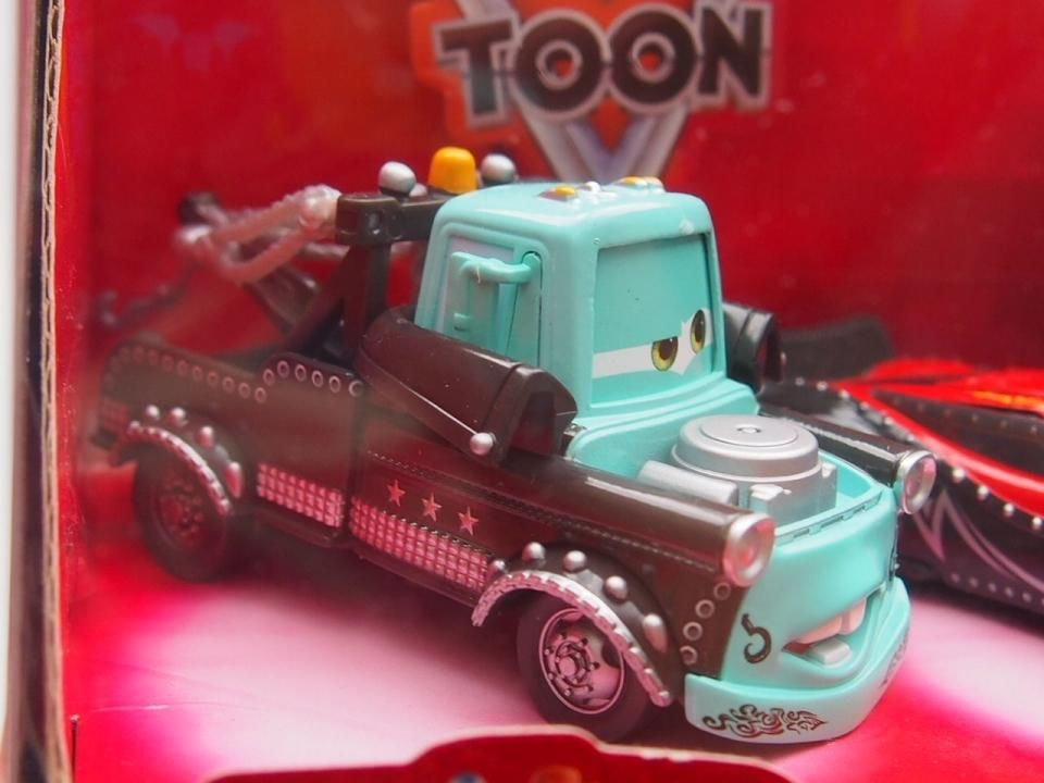 マテル　カーズ　ヘビメタ　ヘビーメタル　メーター　4パック HEAVY METAL MATER 4-PACK