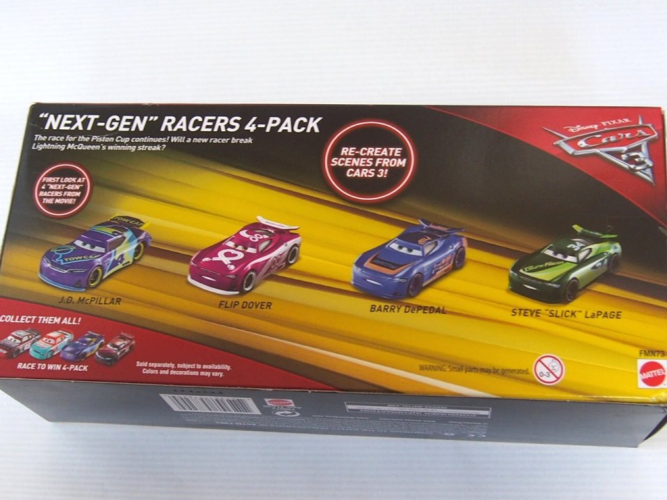 CARS3 NEXT-GENRACERS 4-PACK ONLY AT TARGET 限定