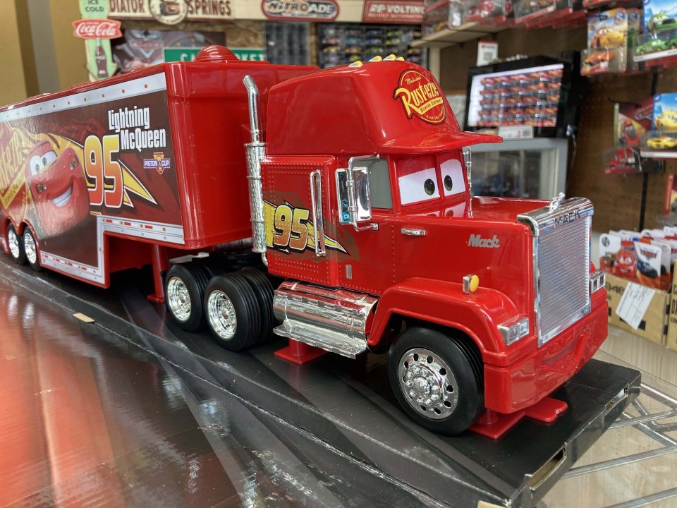 JADA TOYS 1:24 CARS3 MACK WITH TRAILER 全長63cm!!