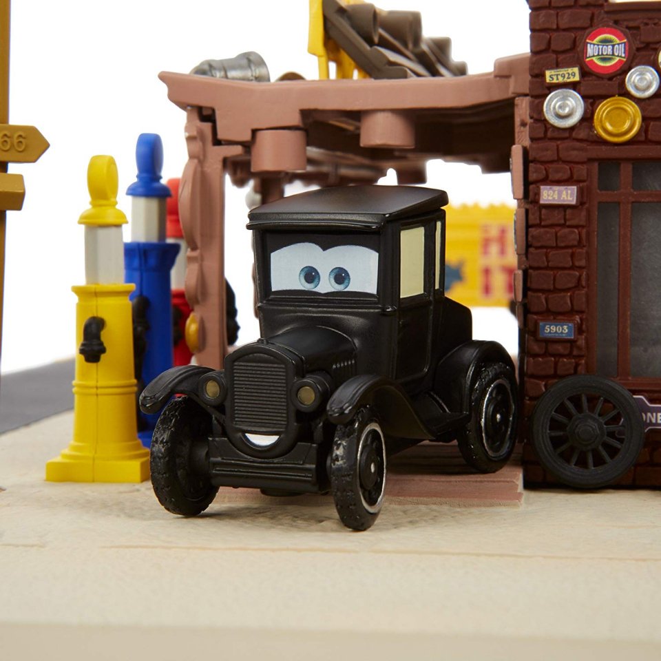 PRECISION SERIES LIZZIE'S RADIATOR SPRINGS CURIOS SHOP リジーのお店