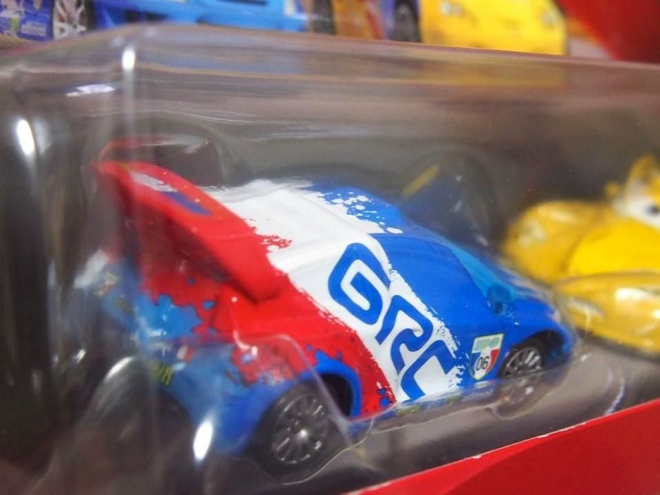 2018年 2-packレーサー 2種 4台セット