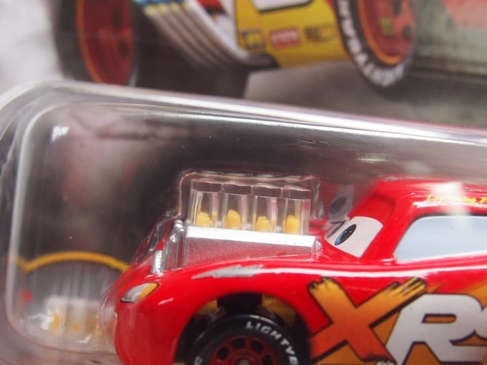 XRS ドラッグレーサー シリーズ LIGHTNING McQUEEN 2019 XRS ドラッグレーサー シリーズ LIGHTNING McQUEEN 2019