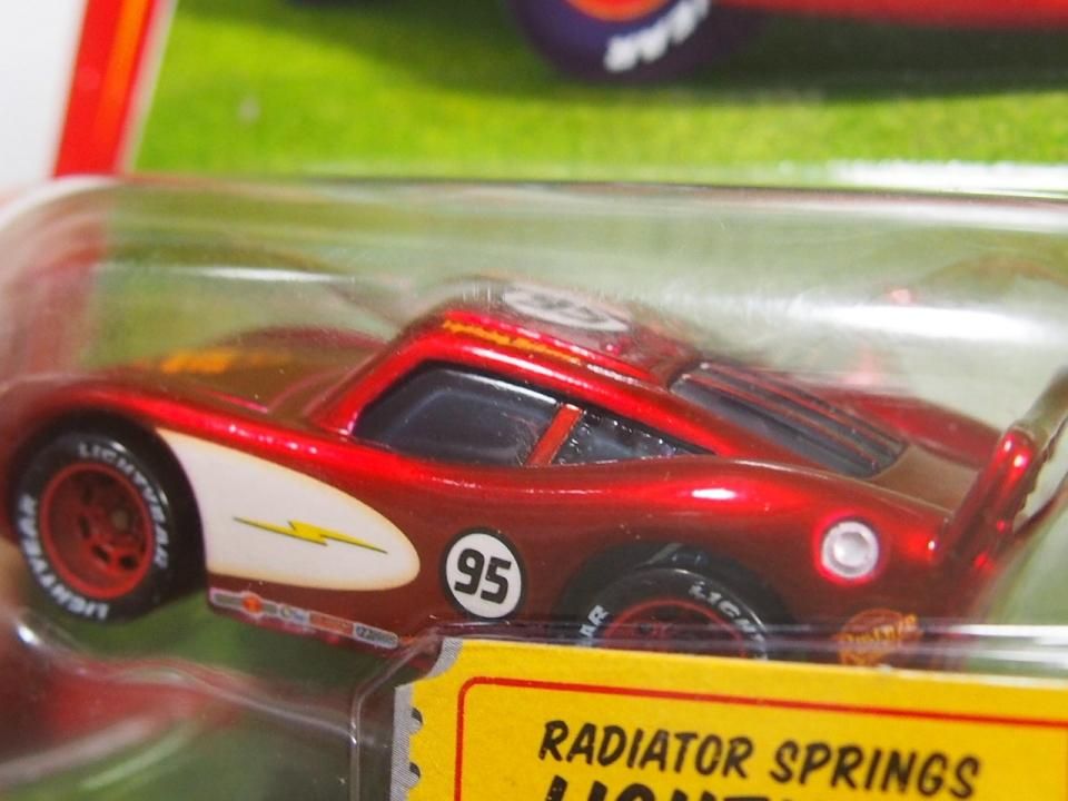 カーズ、ミニカーマテルライトニングマックィーンRADIATOR SPRINGS RADIATOR SPRINGS LIGHTNING McQUEEN 2024