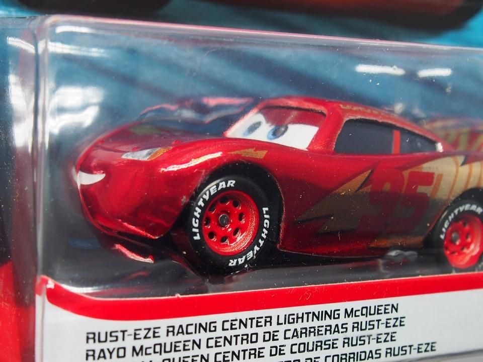 激レア　ライトニング・マックィーン ミニカー 95 Rust-eze DISNEY PIXAR Cars Diecast Red #95 Lightning McQueen Rust-Eze