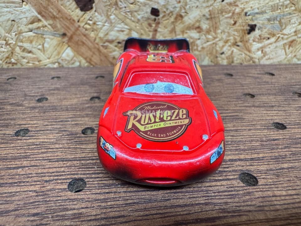 カーズ　マテル　ミニカー　バーンライトマックイーン　カーズトゥーン　焦げ BURNT LIGHTNING MCQUEEN 2011年 TOON