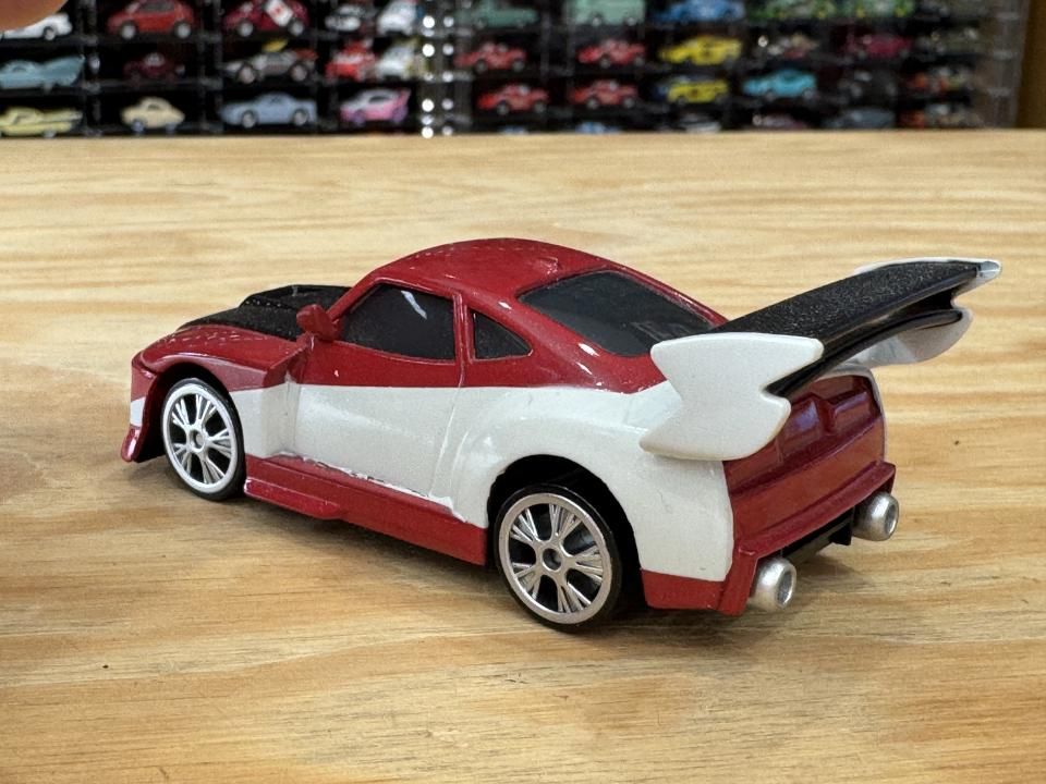 TABINU 2010 CARS TOON