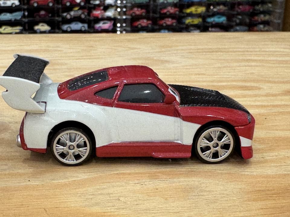 TABINU 2010 CARS TOON