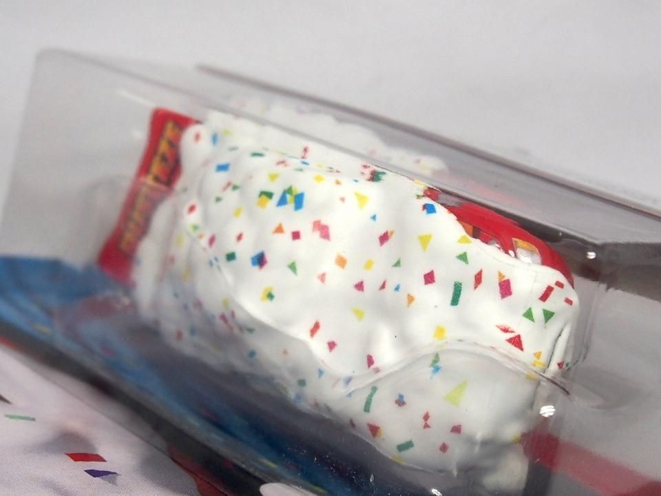 DISNEY PIXAR CARS CUPCAKE LIGHTNING MCQUEEN FUNNY FLASHBACKS