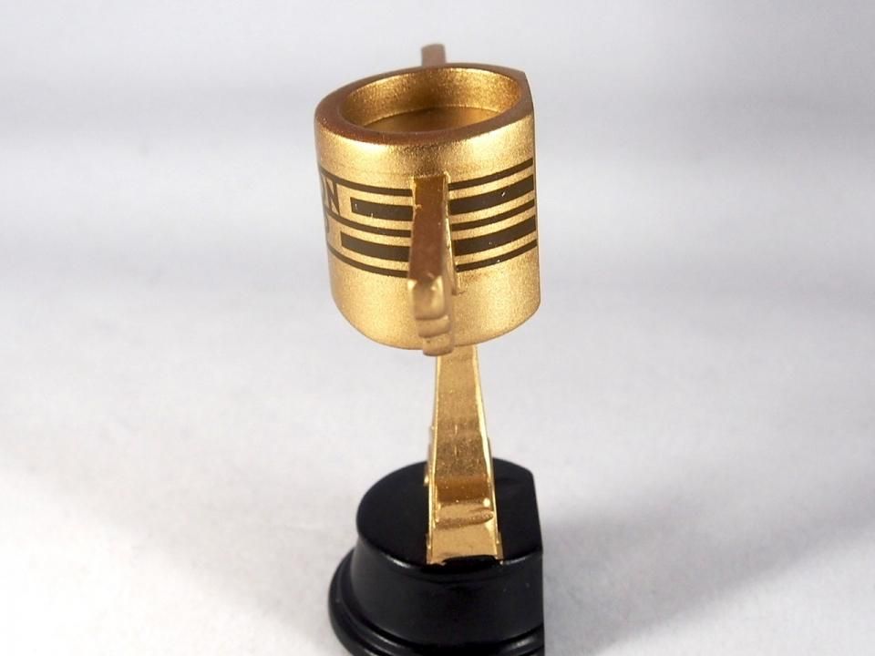 米CARS LAND 限定 ピストンカップ マグネット オーナメント 2020