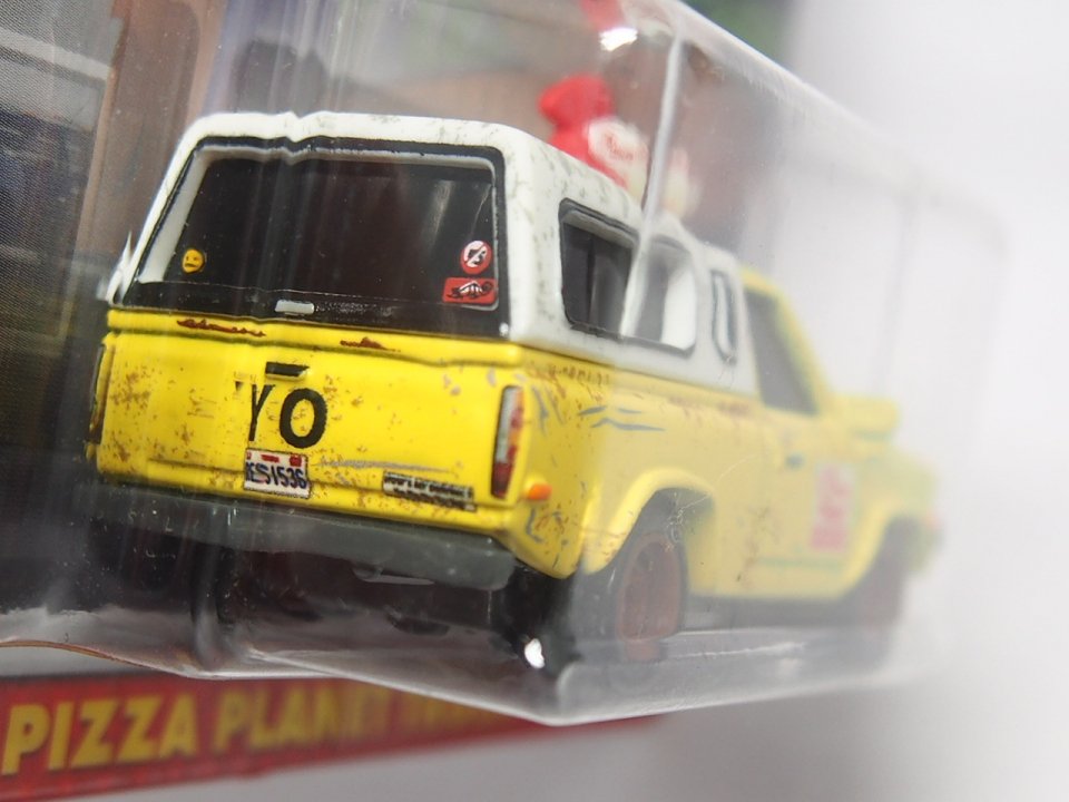 Hot Wheels Premium PIZZA PLANET TRUCK