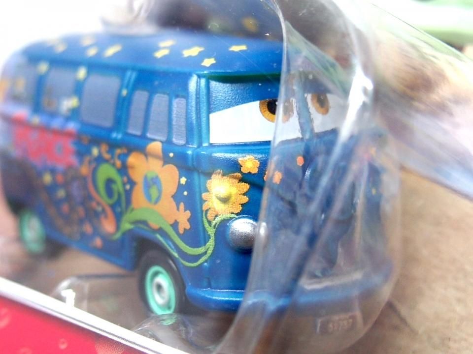 カーズ、ミニカー、メートー、フィルモア Amazon | MATTEL Disney-PIXAR CARS 