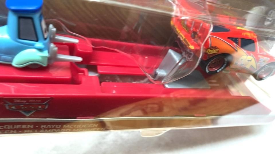 LIGHTNING MCQUEEN with LAUNCHER 2021 LIGHTNING MCQUEEN with LAUNCHER 2021