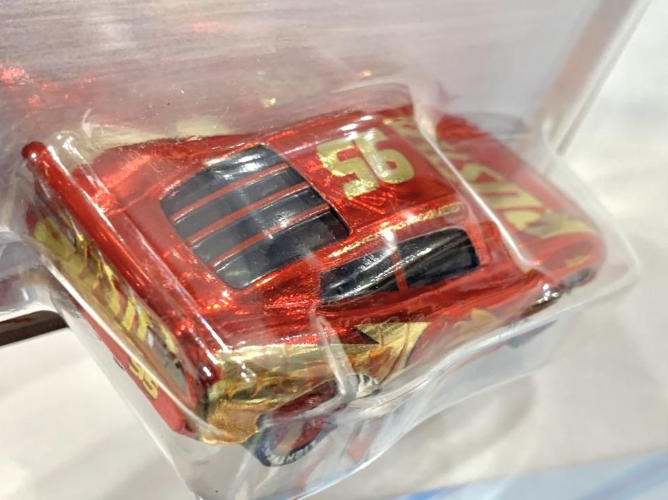 激レア　ライトニング・マックィーン ミニカー 95 Rust-eze Lightning McQueen Rust-eze 95 Cars 2 Disney Pixar Diecast