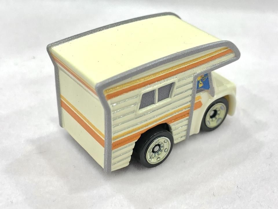 Disney Pixar Cars Larry Camper Piston Cup Deluxe RV by