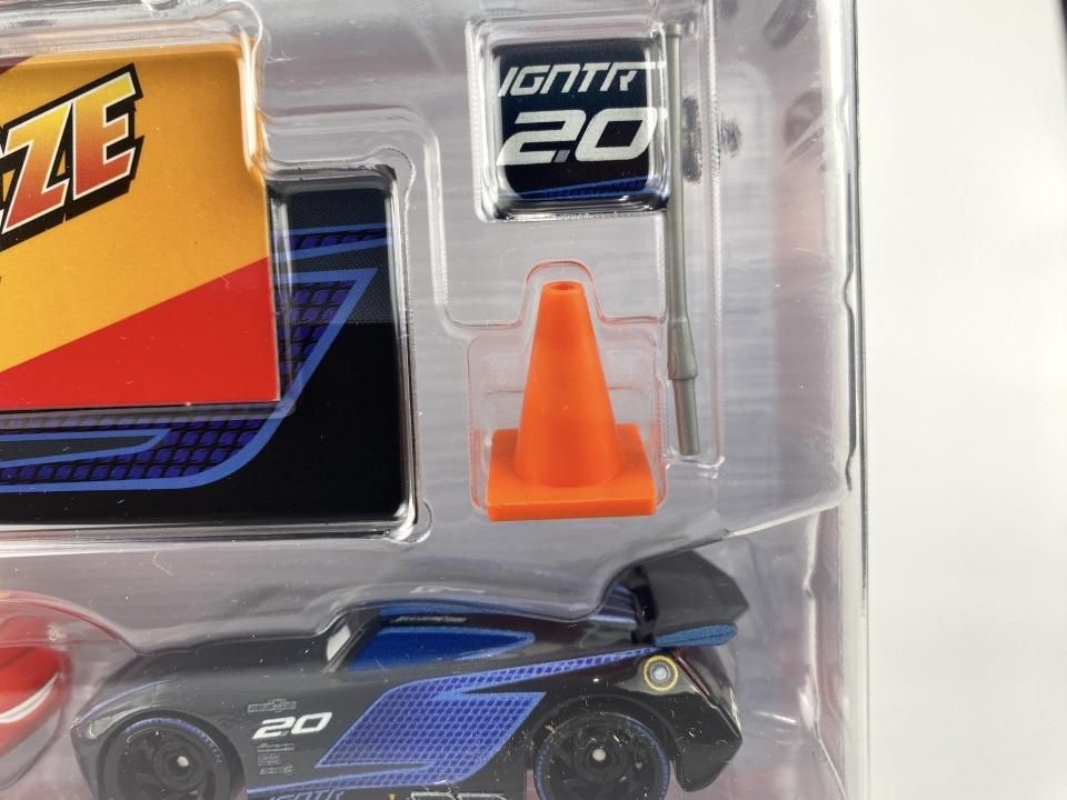 RUST-EZE LIGHTNING McQUEEN & JACKSON STORM 2-pack with