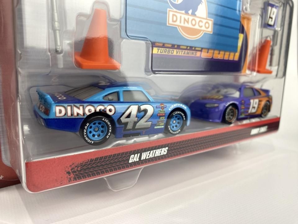 CAL WEATHERS & BOBBY SWIFT 2-pack with Accessories 2022