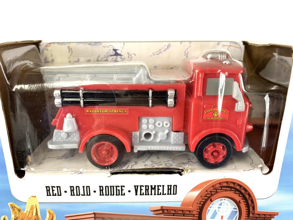 CARS ON THE ROAD RED'S FIRE STATION PLAYSET （RED プラ製付属）接続対応