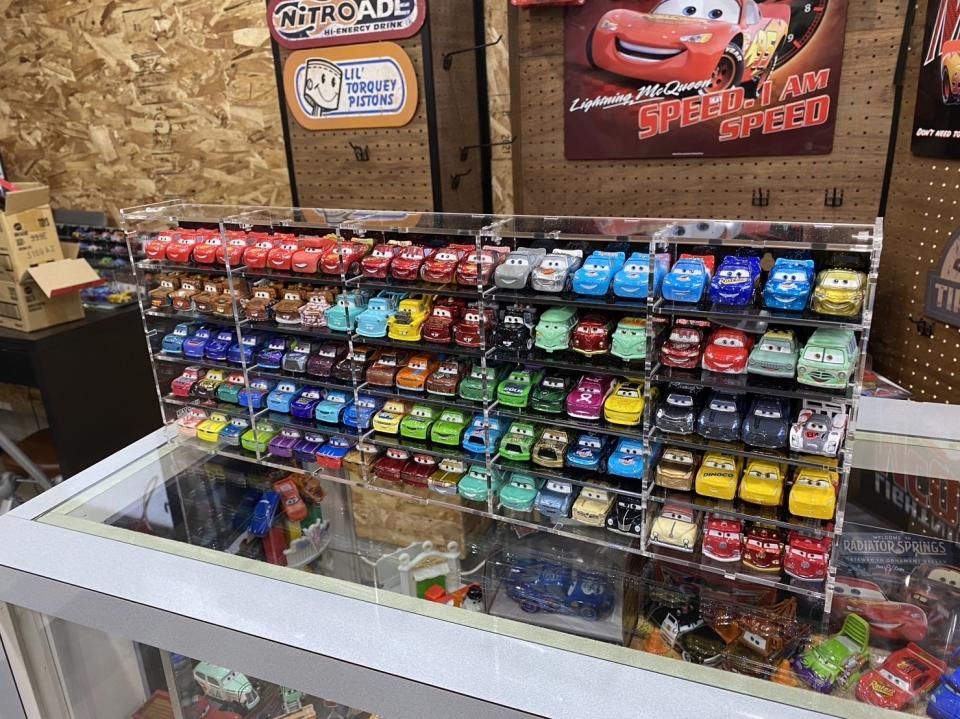ミニミニカーズ 50台収納可能 (マテルカーズ25台)フルアクリルケース