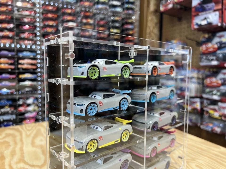 マテルカーズ 10台 / ミニミニカーズ40台収納可能 フルアクリル