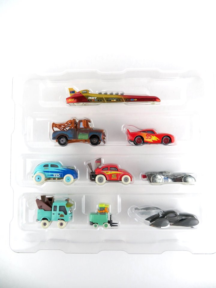 CARS ON THE ROAD ) SALT FEVER 9-PACK 2023 PEGGY LINER 他