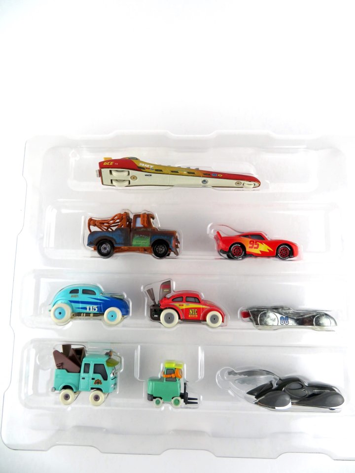 CARS ON THE ROAD ) SALT FEVER 9-PACK 2023 PEGGY LINER 他