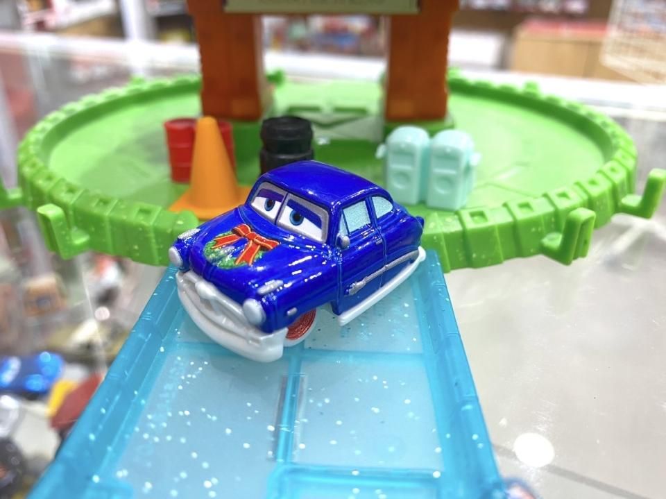 MINI RACERS 2023 アドベント カレンダー クリスマスツリー風