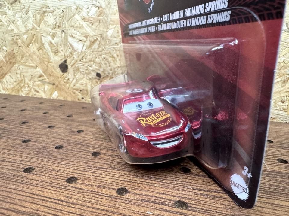 RADIATOR SPRINGS LIGHTNING McQUEEN 2024